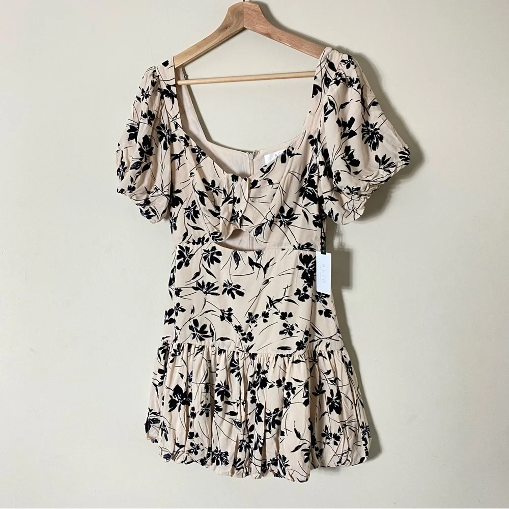 ASTR Siyah Floral Puff Sleeve Bubble Hem Dress Black Cream - S
